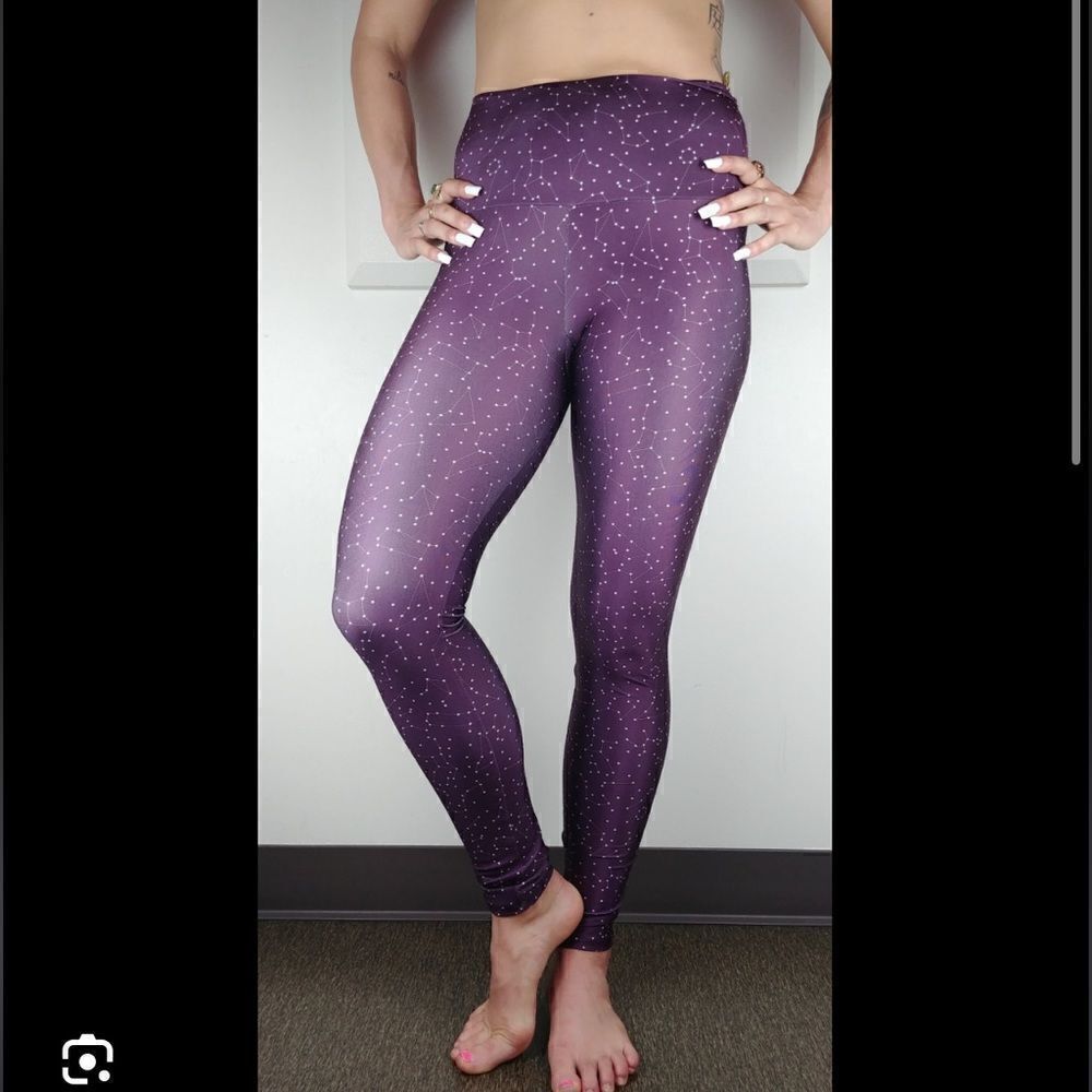 EXCELLENT CONDITION XS GOLDSHEEP CONSTELLATION STARS LEGGINGS